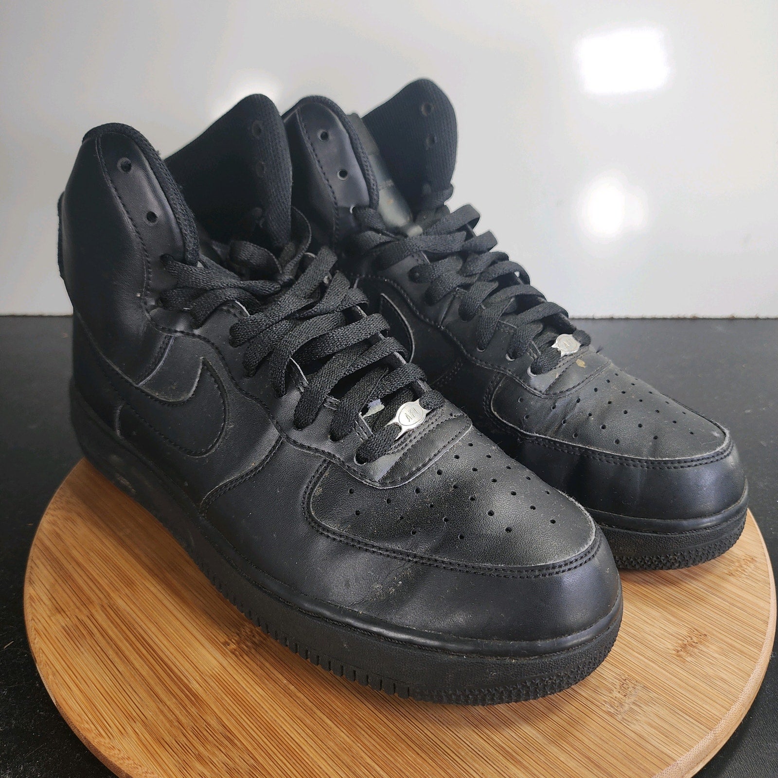 Men's Nike Af1 Air Force 1 Mid Sz 11 010031 Black Leather Basketball Sneakers