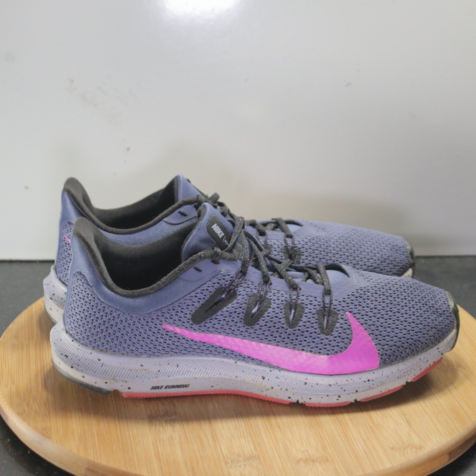 Nike Quest 2 SE Low Size 8 Womens 008472 Purple Pink Running Sneakers