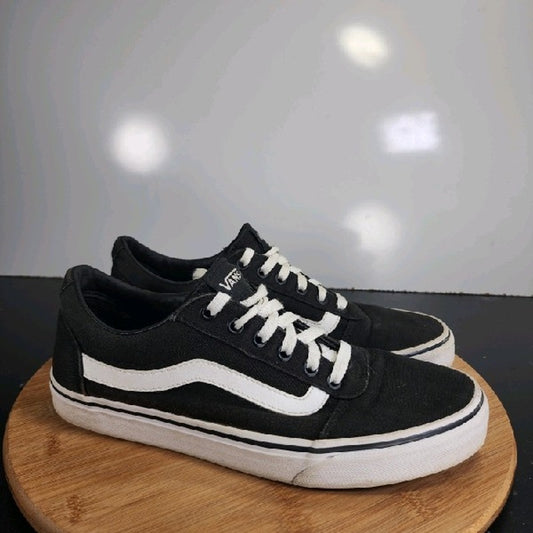 VANS Old Skool Low Sz 10 Womens 008988 Black White Canvas Skateboarding Sneakers