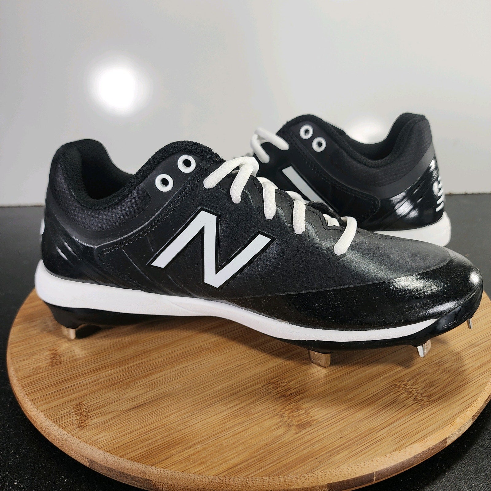 New Balance 4040 Sz 7Youth=8.5Womens 009624 Black Leather Baseball Cleats Shoes