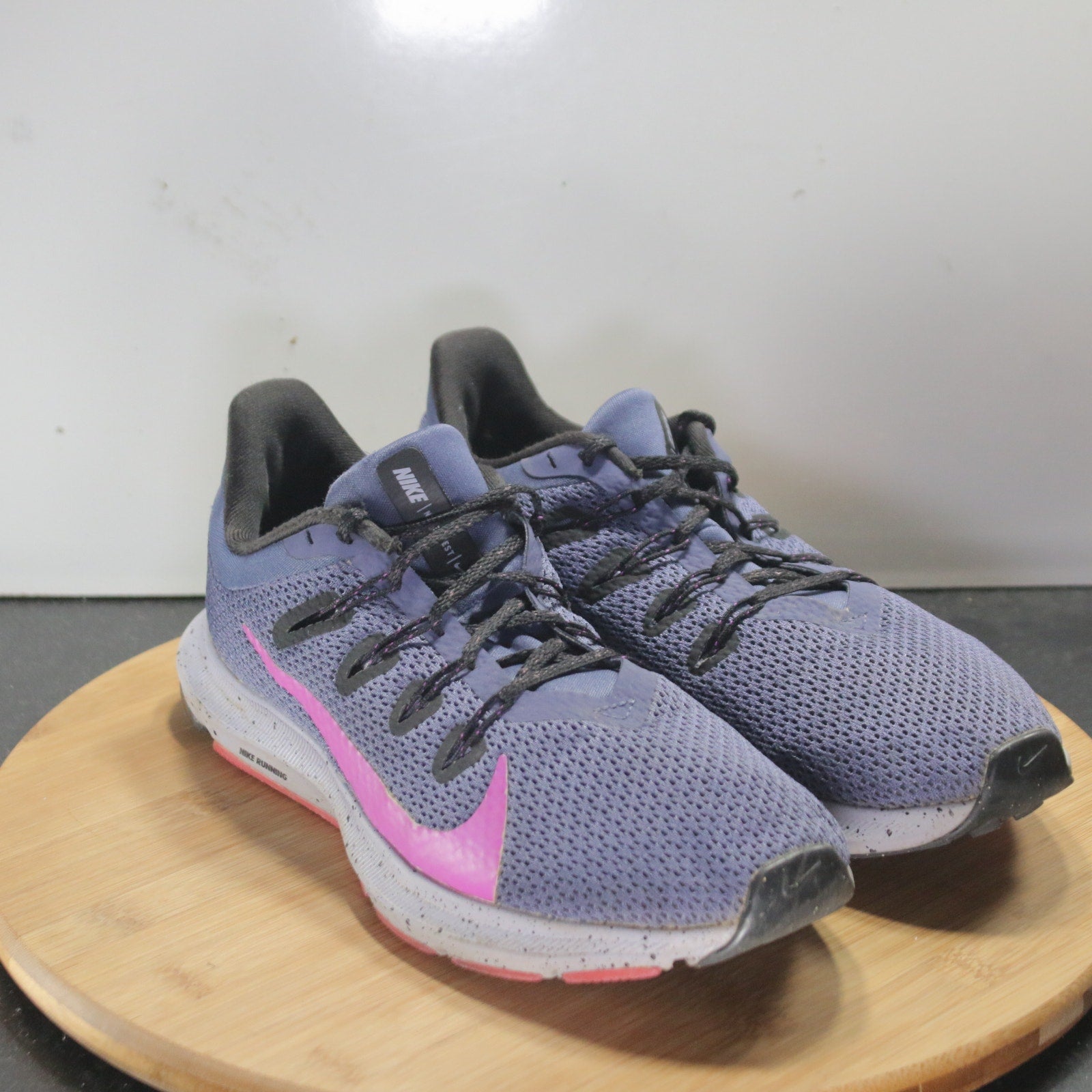 Nike Quest 2 SE Low Size 8 Womens 008472 Purple Pink Running Sneakers