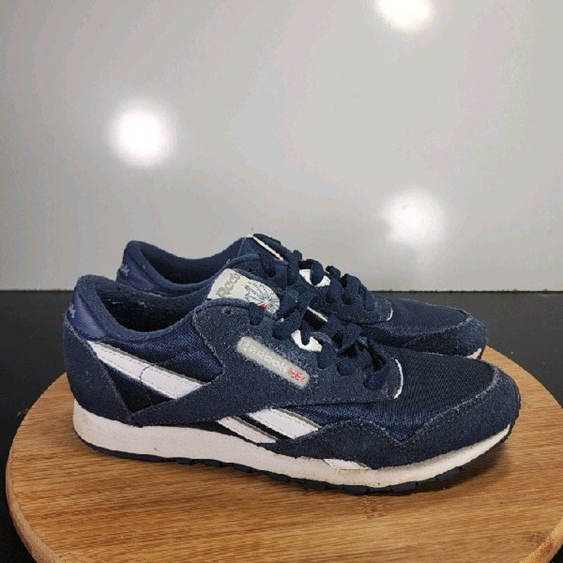 Reebok Classic Nylon Low Sz 6 Youth=7.5Womens 008909 Navy Blue Running Sneakers