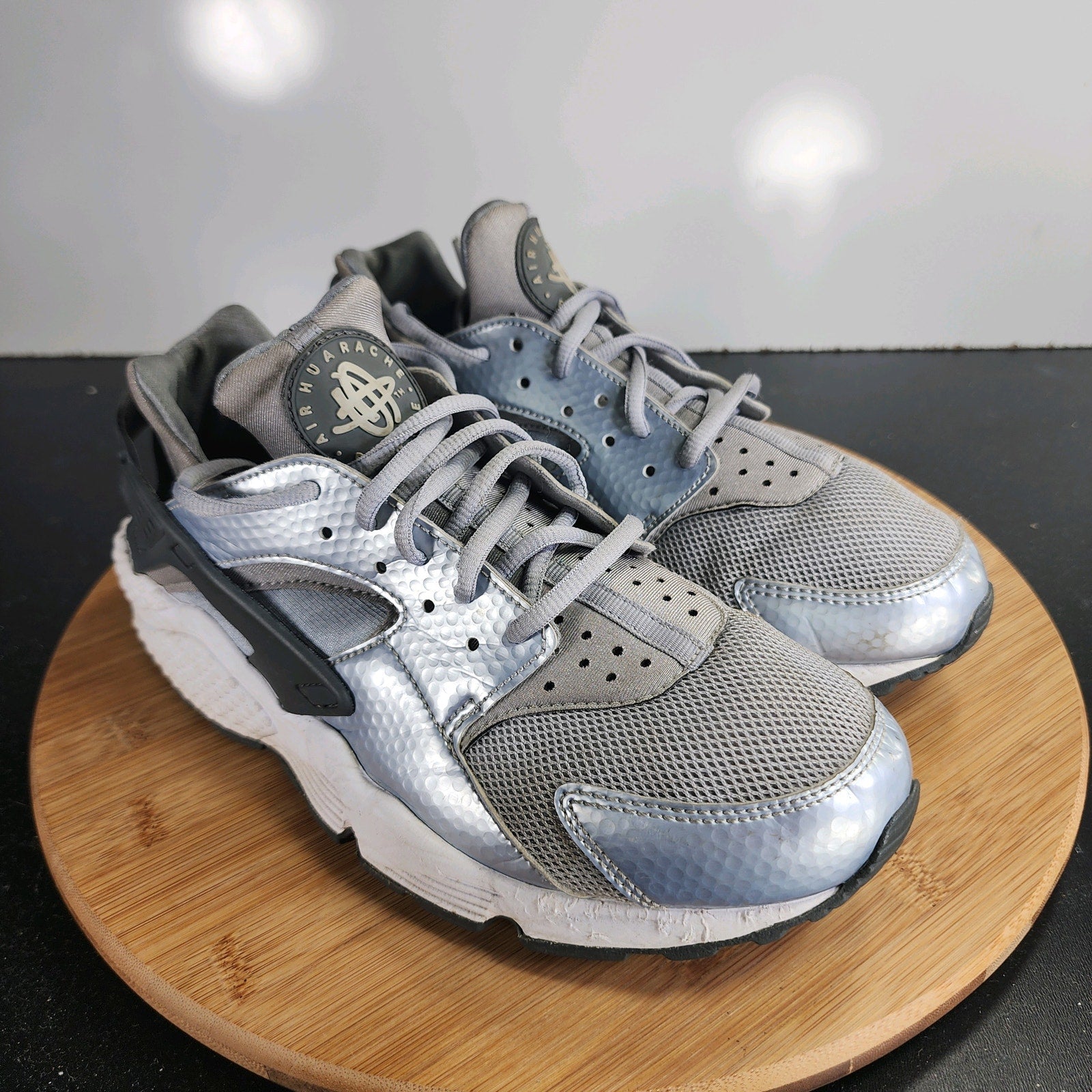 Nike Air Huarache Run Low Sz 9 Womens 009574 Silver Mesh Athletic Sneakers Shoes