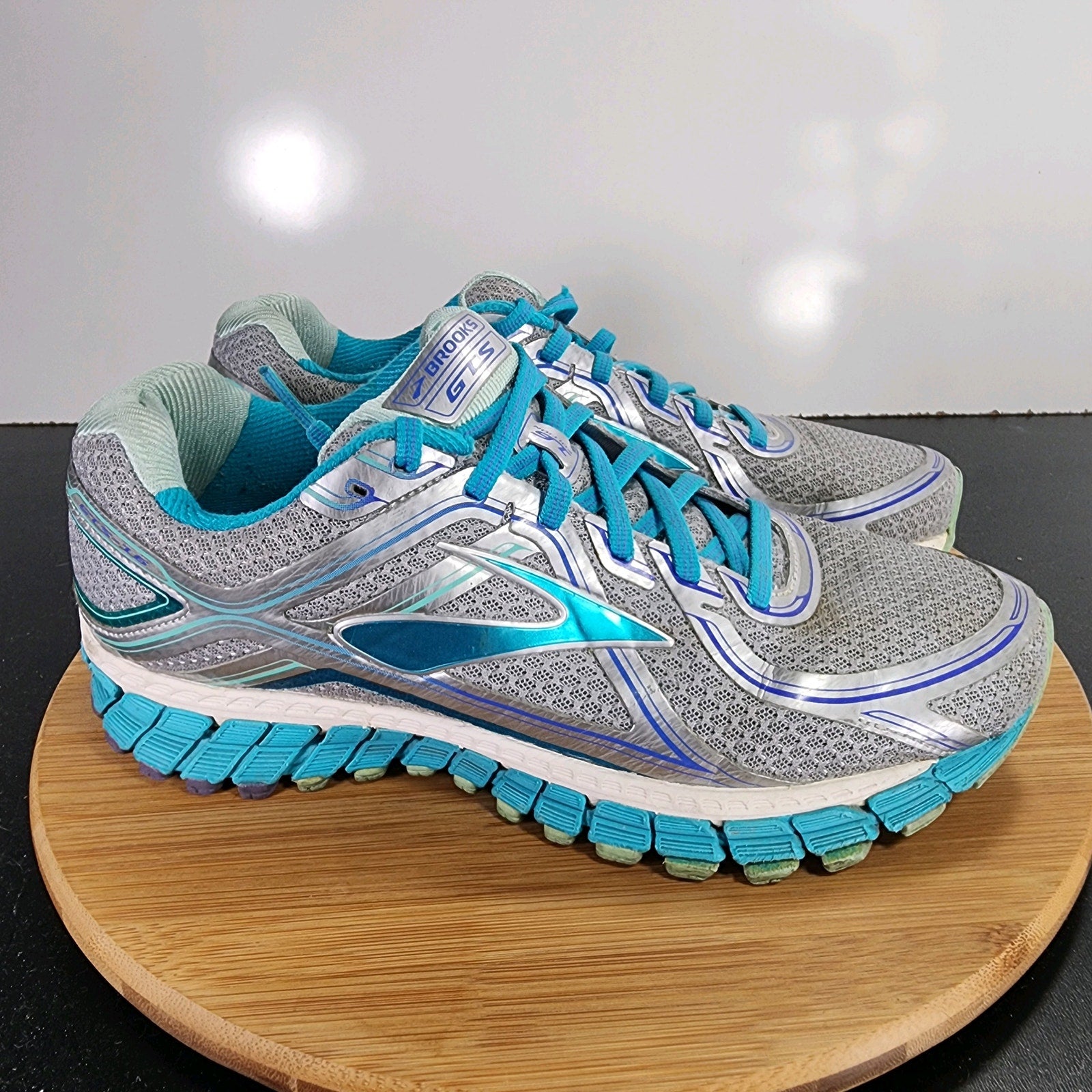 Brooks Adrenaline GTS 15 Sz 10 Womens 009443 Gray Blue Running Athletic Sneakers