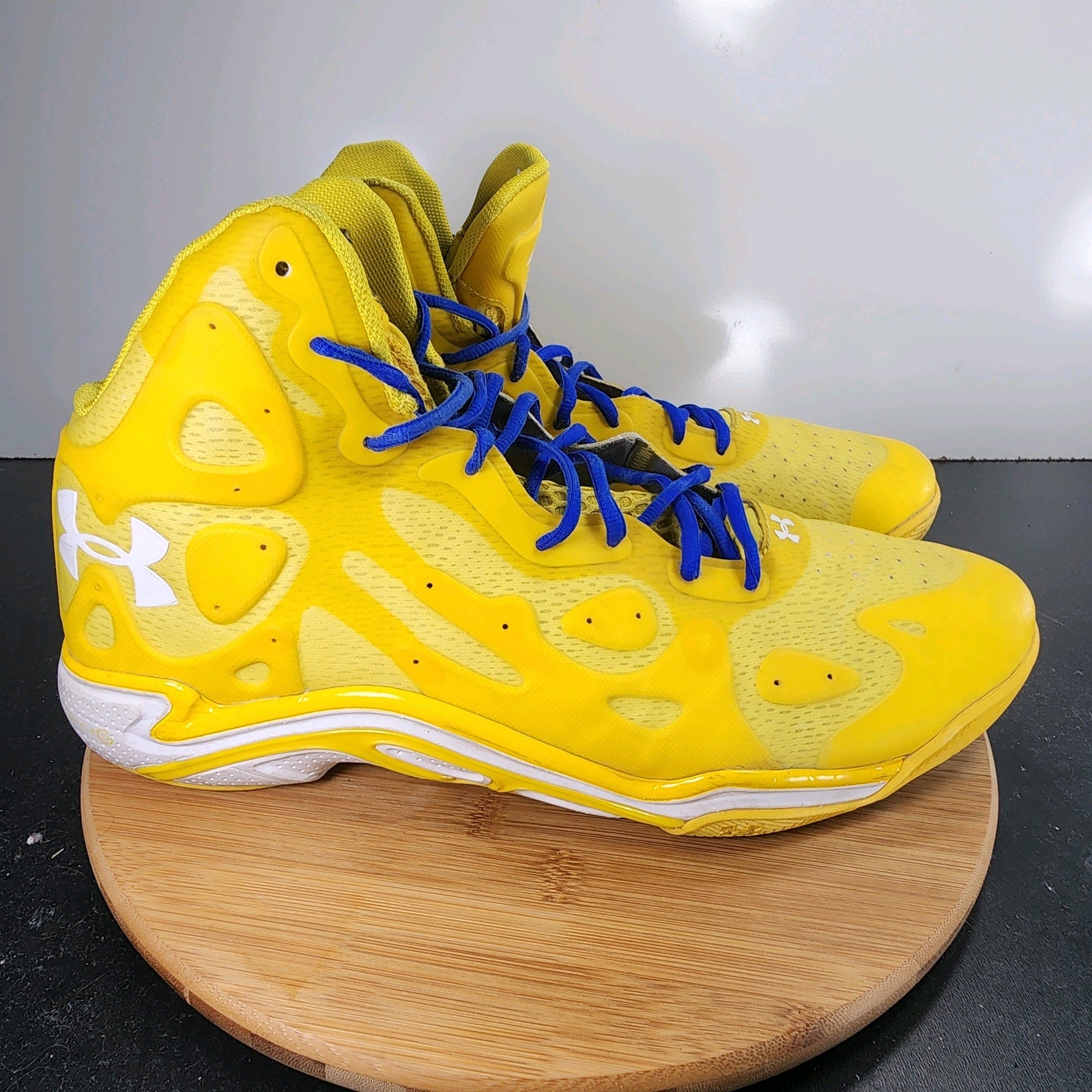 Men's Under Armour Anatomix Sz 16 010209 Yellow Mesh Basketball Sneakers Shoes