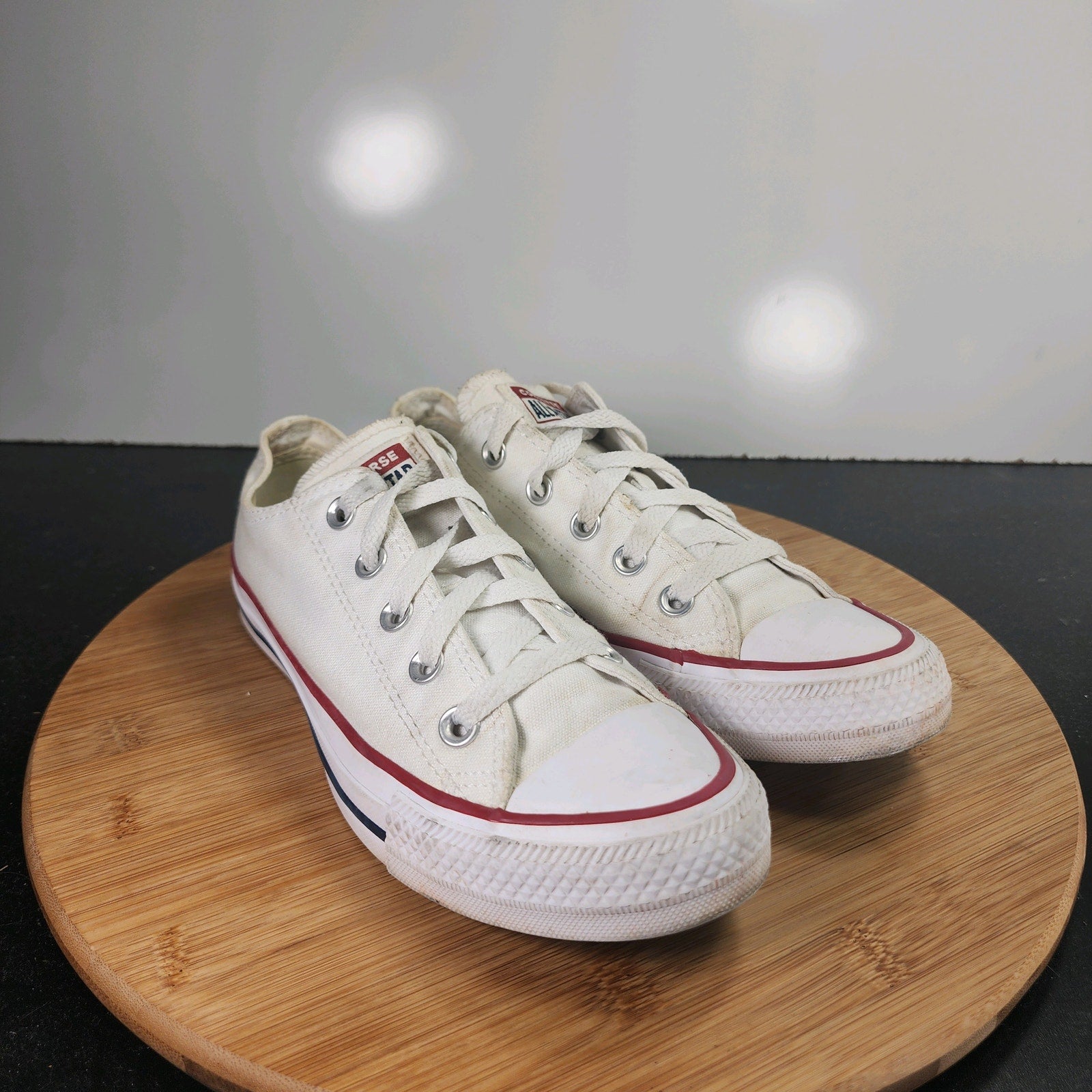 Women's Converse Chuck Taylor All Star Sz 6 010164 White Canvas Casual Sneakers