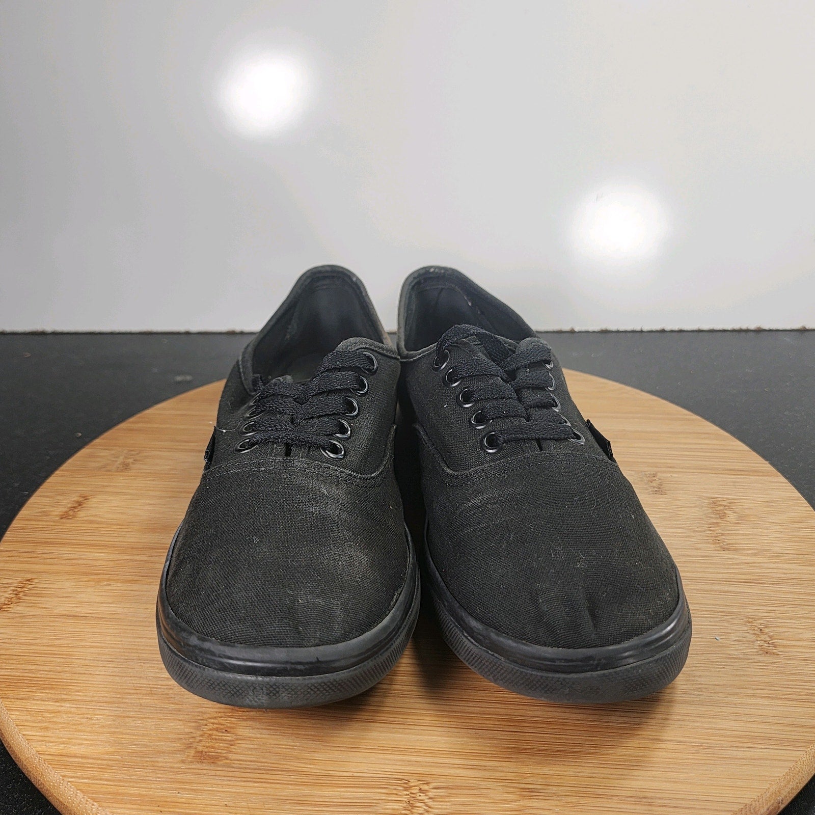 Women's Vans Authentic Sz 8.5 010186 Black Canvas Skatinig Casual Sneakers Shoes