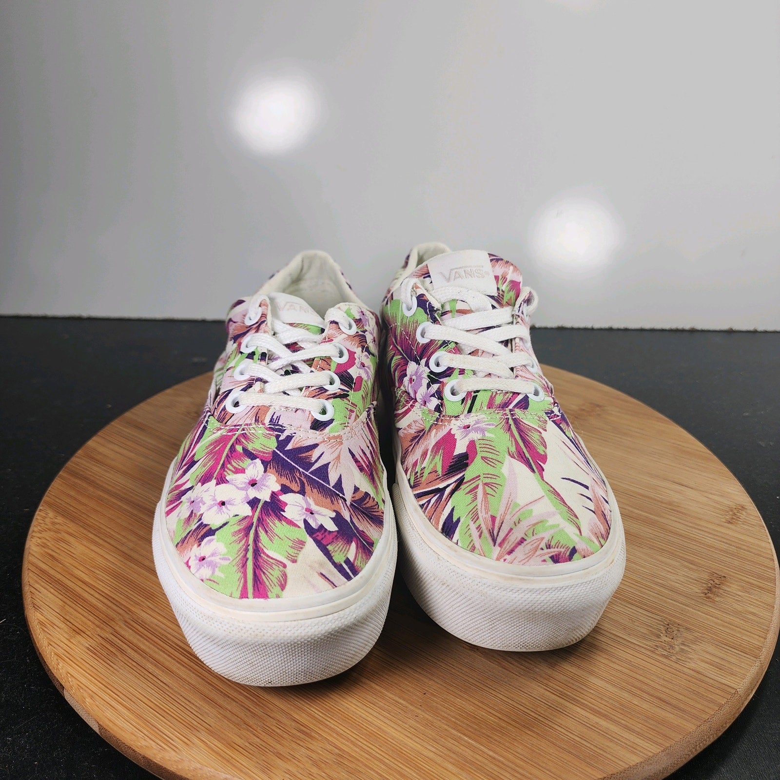 Women's VANS Authentic Sz 7 010155 White Canvas Tropical Casual Sneakers Shoes