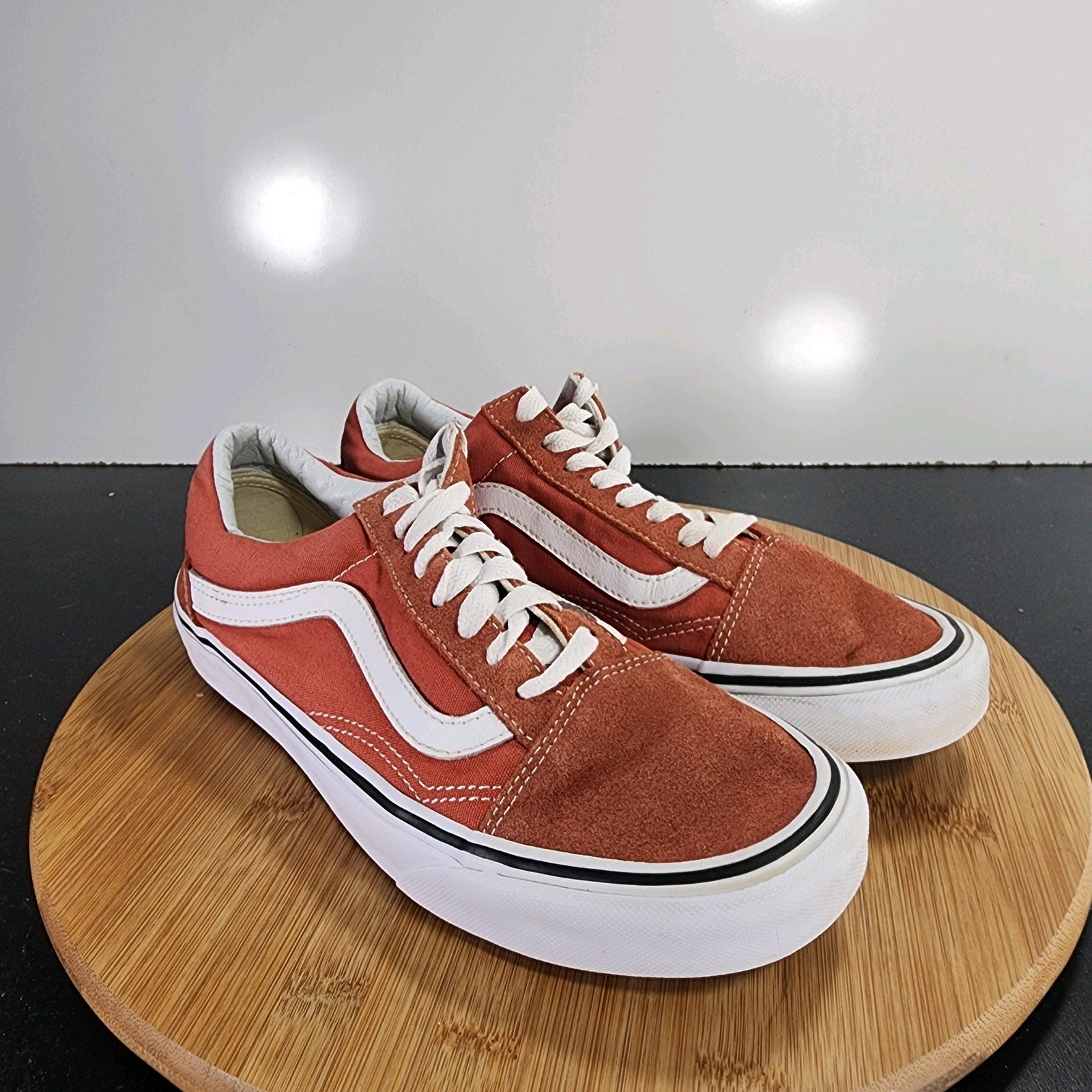 VANS Old Skool Low Sz 8.5 Womens 009460 Red White Skateboarding Sneakers Shoes