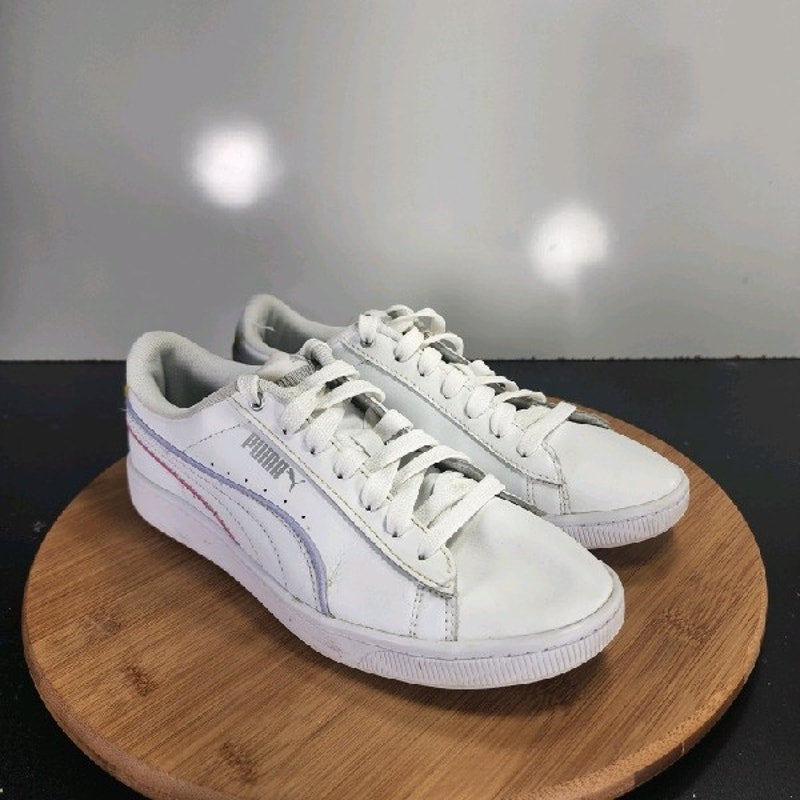 PUMA Vikky V2 Low Sz 8 Womens 009069 White Leather Running Athletic Sneakers