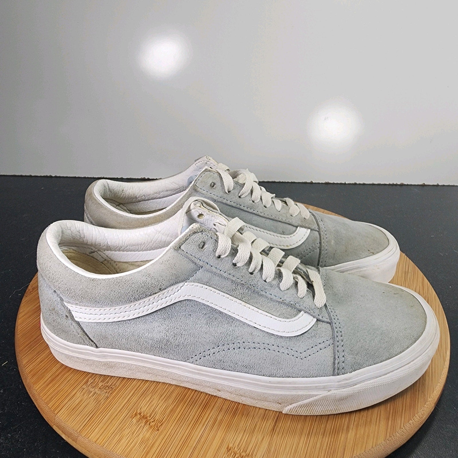 Women's Vans Old Skool Low Sz 8.5 010137 Grey White Suede Skateboarding Sneakers