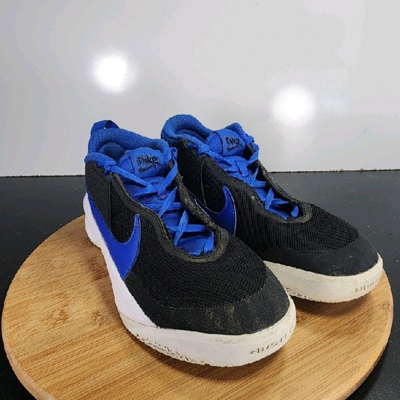 Nike Team Hustle D 10 Sz 7 Youth=8.5Womens 009201 Black Blue Basketball Sneakers