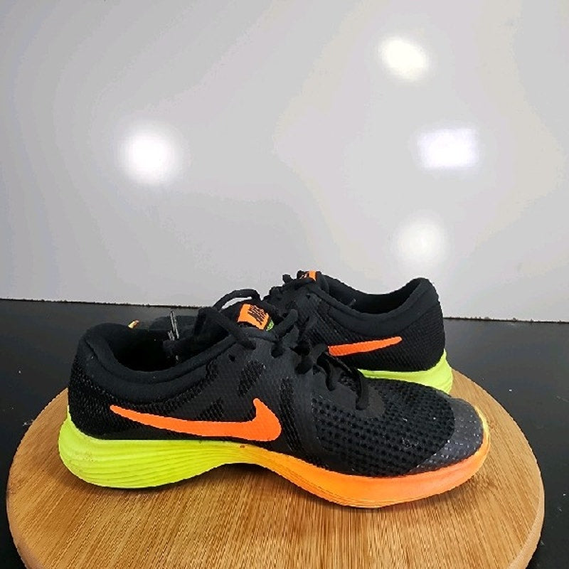 Nike Revolution 4 Low Sz 5 Youth=6.5Womens 008952 Black Orange Running Sneakers