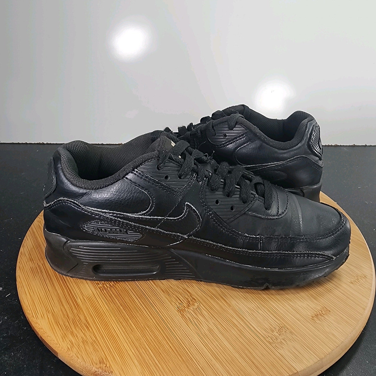 Sz 6.5Youth Fit 8Women's Nike Air Max 90 010218 Black Leather Athletic Sneakers