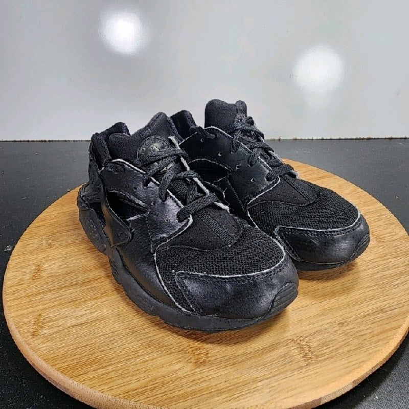 Nike Air Huarache Run Low Sz 3 Big Kids 009203 Triple Black Athletic Sneakers