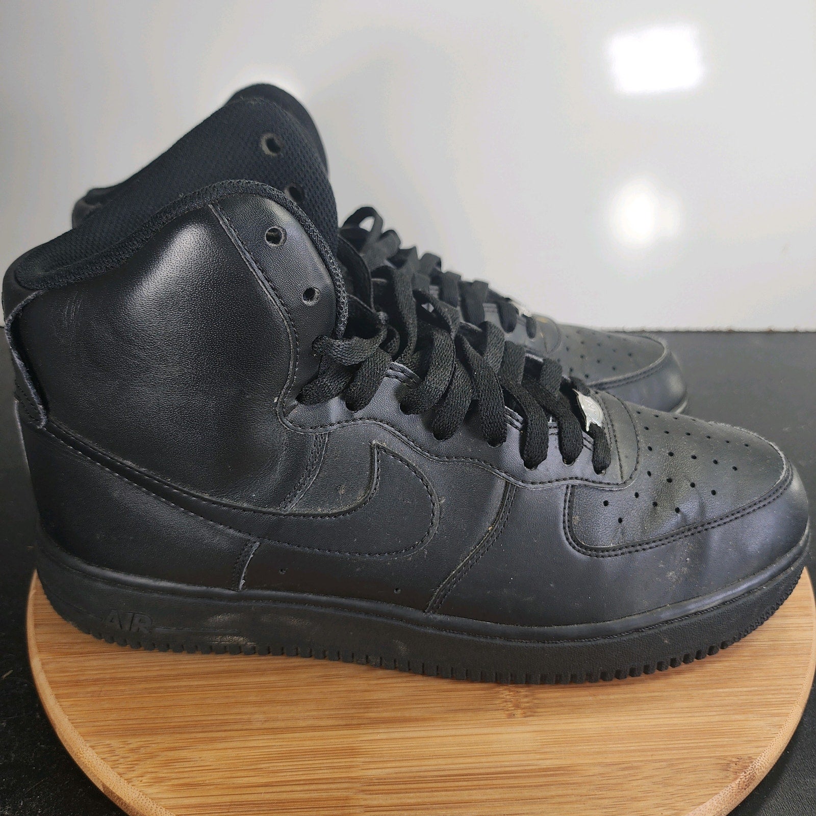 Men's Nike Af1 Air Force 1 Mid Sz 11 010031 Black Leather Basketball Sneakers