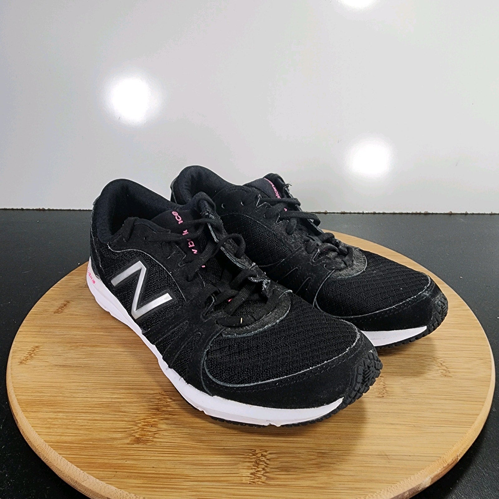 New Balance 577v3 Low Cush Low Sz 6Womens 009382 Black Running Training Sneakers