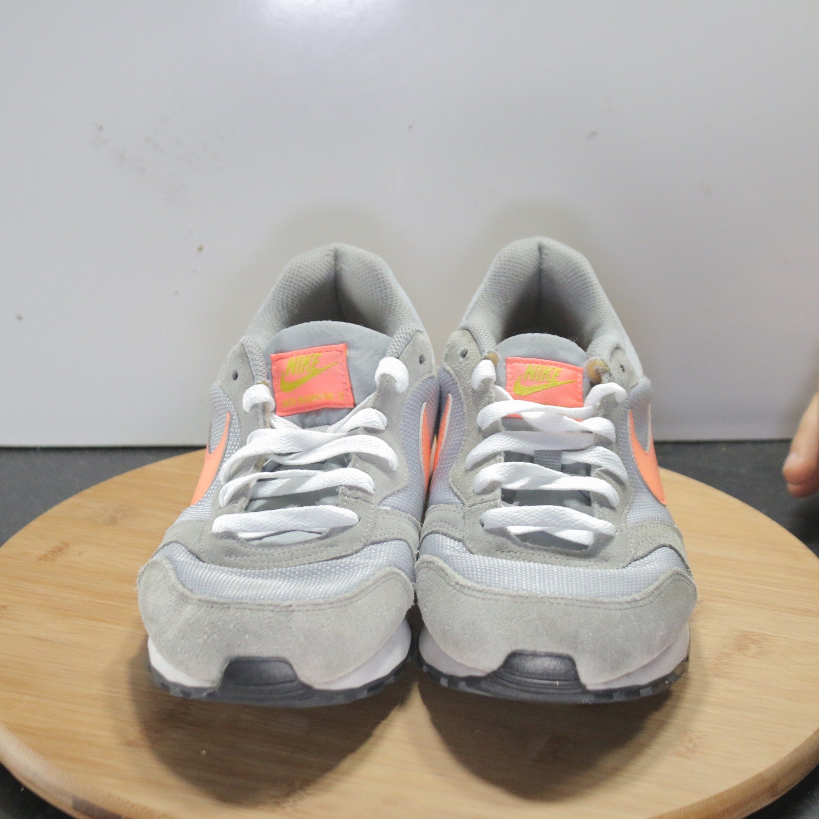 Nike MD Runner 2 Low Size 9 Womens 008455 Gray Orange Running Athletic Sneakers