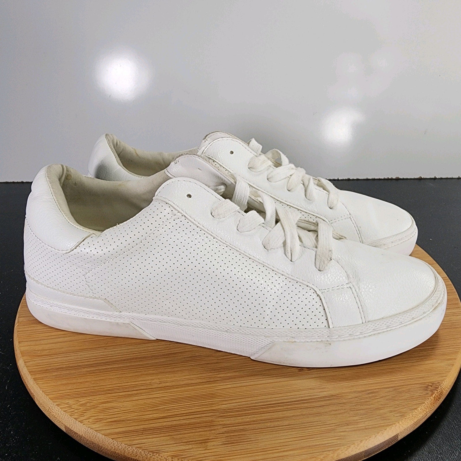 A New Day Maddison Low Sz 11 Mens 009436 Triple White Tennis Sneakers Shoes