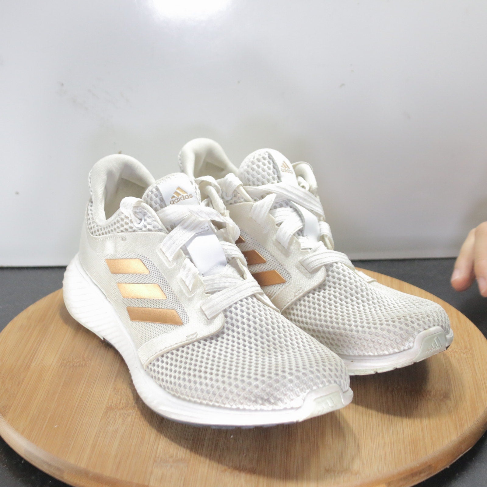 adidas Edge Lux 3 Low Size 10 Womens 008219 White Gold Running Athletic Sneakers