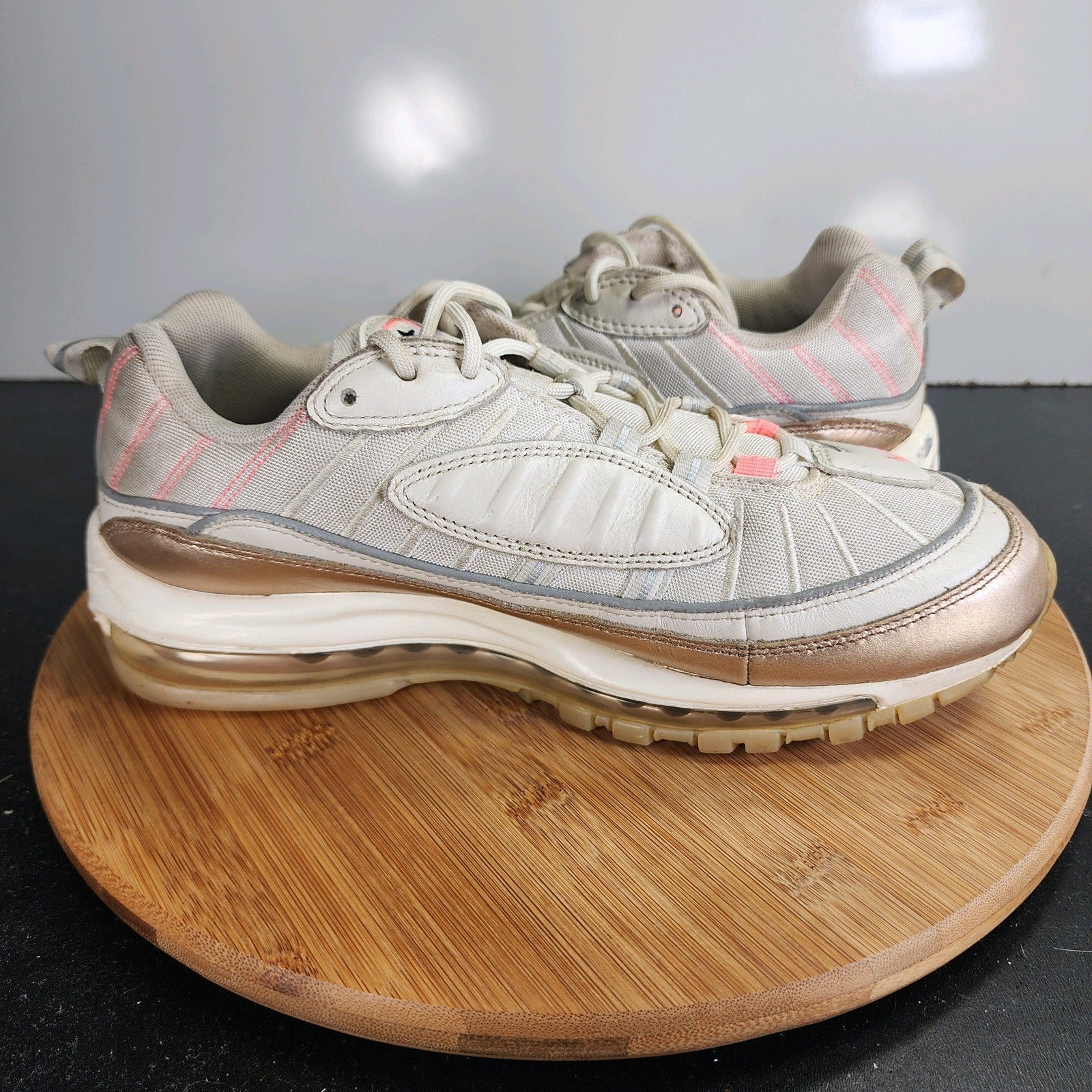 Womens Nike Air Max 98 Low Sz 9.5 009894 White Mesh Running Athletic Sneakers