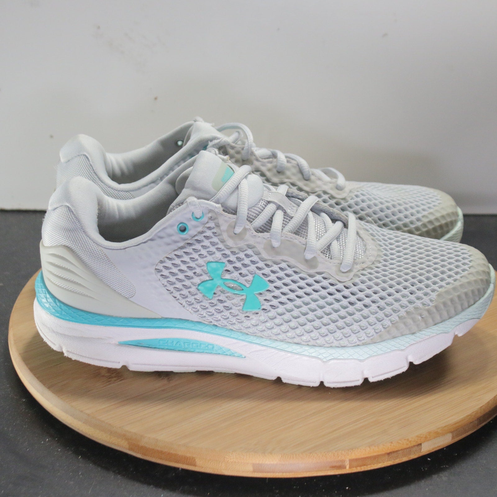 Under armour Charged Low Size 10.5 Womens 008691 Gray Blue Running Sneakers