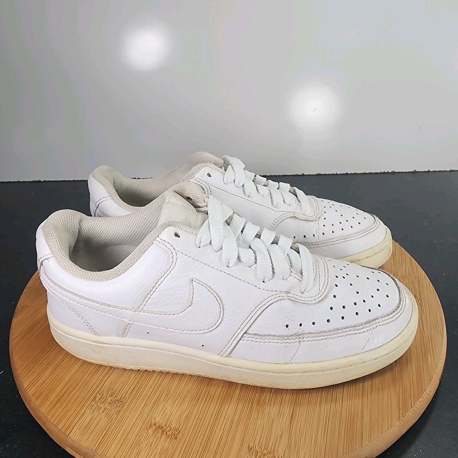 Women's Nike Court Vision Low Sz 7 010099 Triple White Leather Casual Sneakers