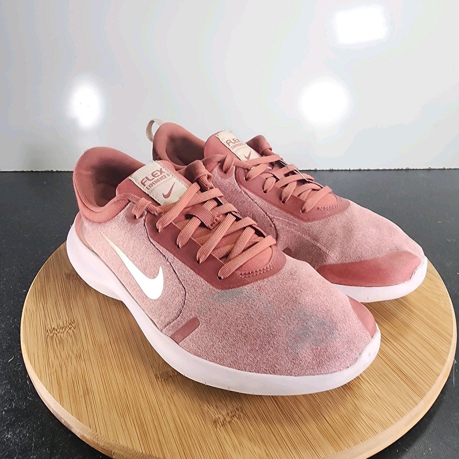 Women's Nike Flex Experience RN 10  Sz 9 010118 Pink Mesh Running Sneakers Shoes