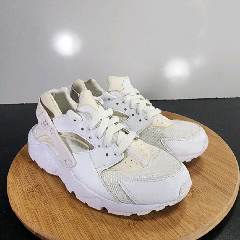 Nike Air Huarache Run Sz 6 Youth=7.5Womens 009266 White Gold Athletic Sneakers