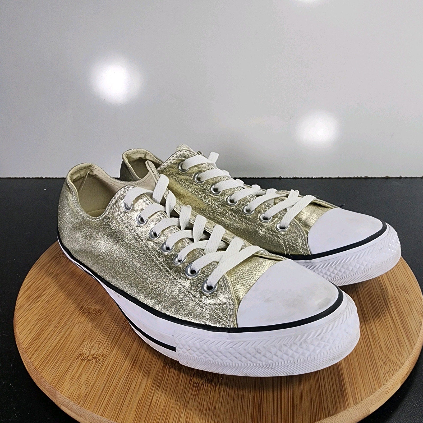 Converse Chuck Taylor All Star Sz 10 Mens 009483 Gold Metallic Canvas Sneakers