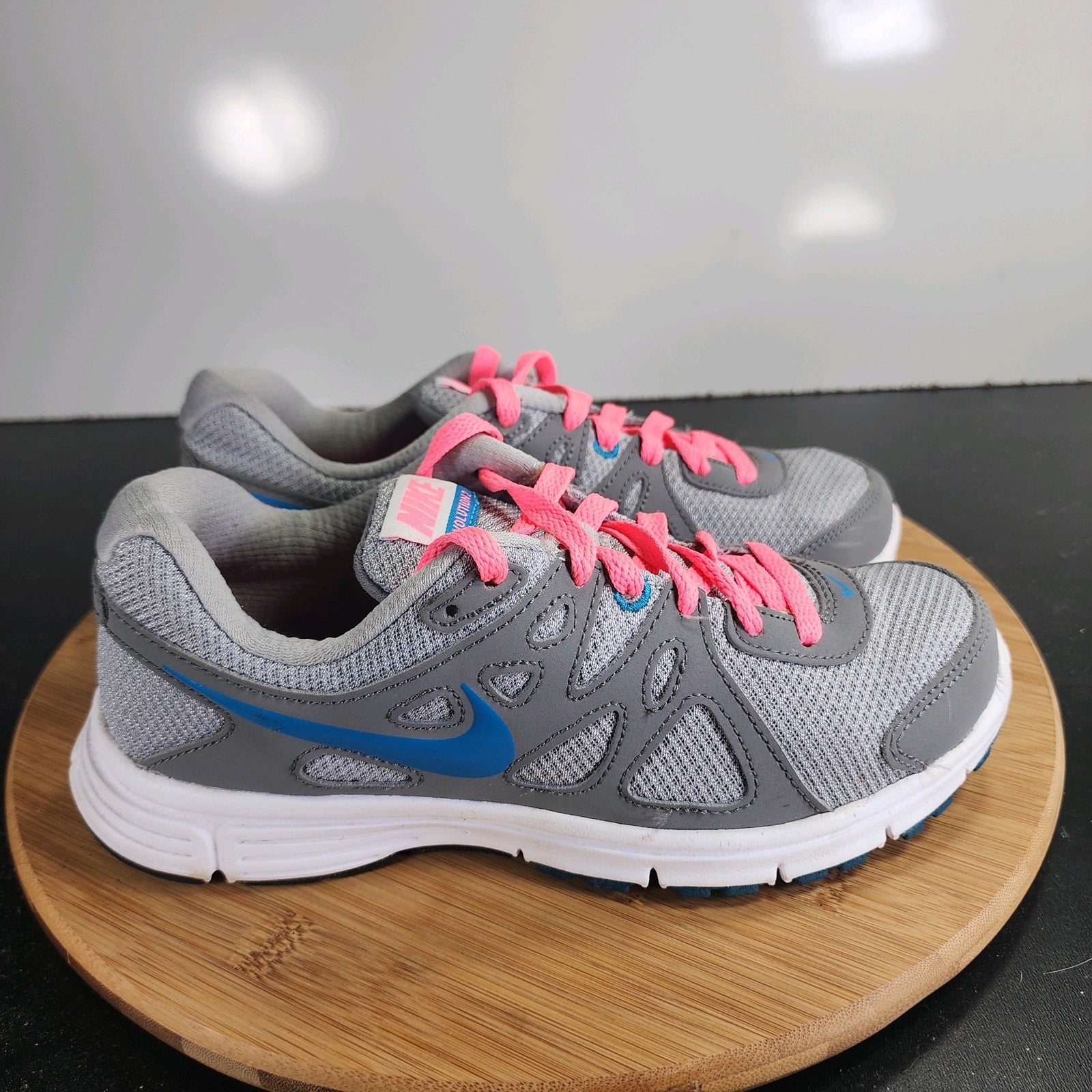 Nike Revolution 2 Sz 6.5 Womens 009767 Gray Mesh Running Training Sneakers Shoes