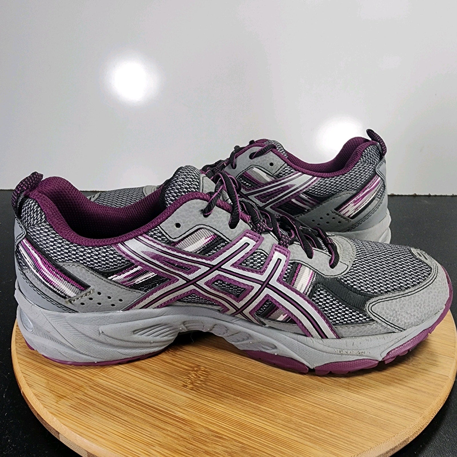 ASICS GEL-Venture 5 Low Sz 10.5 Womens 009291 Purple Gray Running Sneakers Shoes