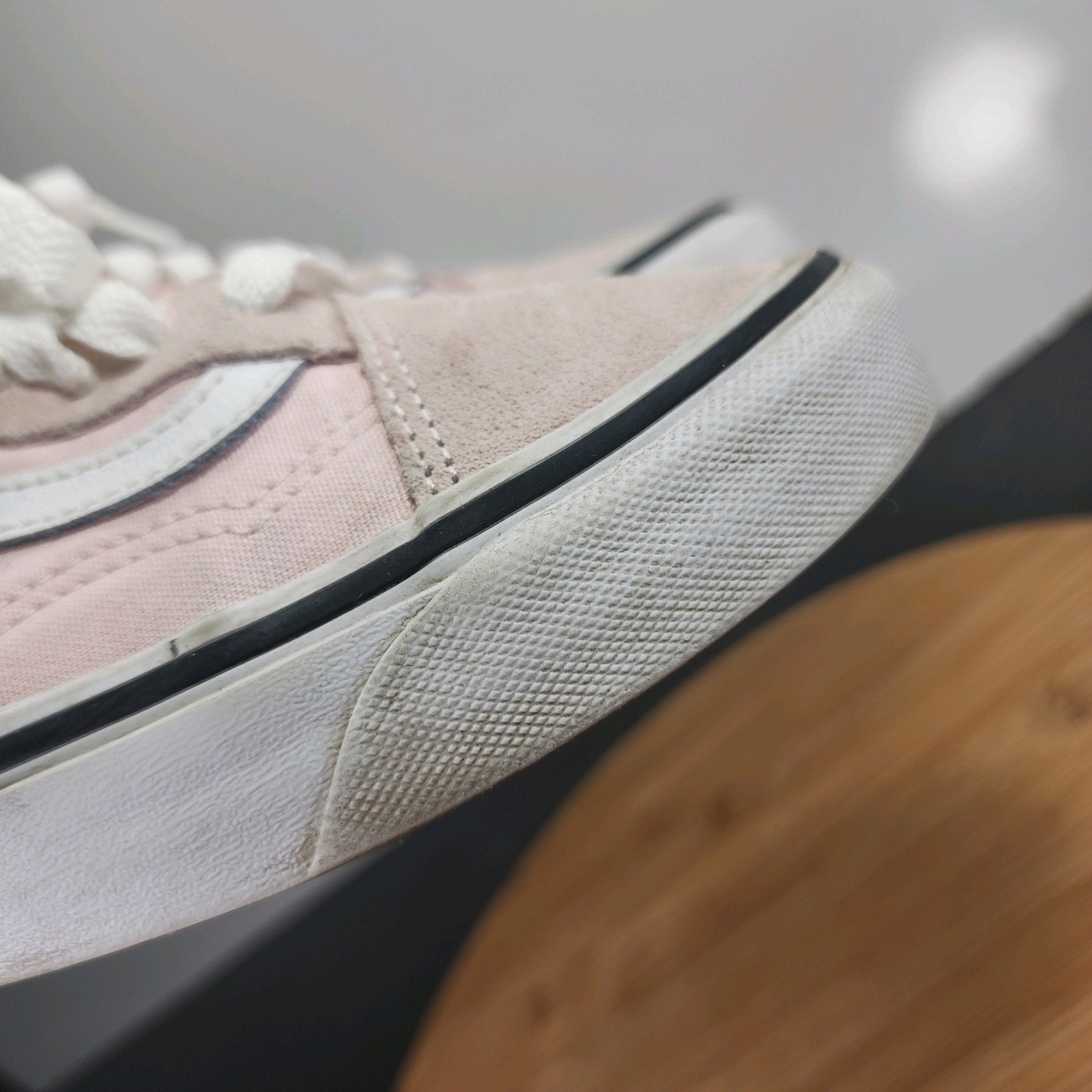 Women's Vans Old Skool Low Sz 5 010212 Pink White Canvas Skateboarding Sneakers