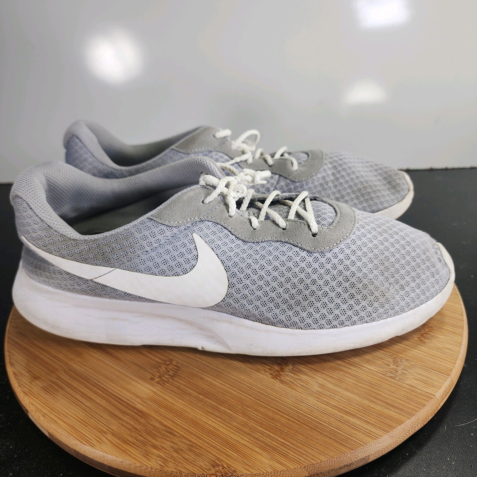 Nike Tanjun Low Sz 11.5 Mens 009772 Gray Mesh Running Training Sneakers Shoes