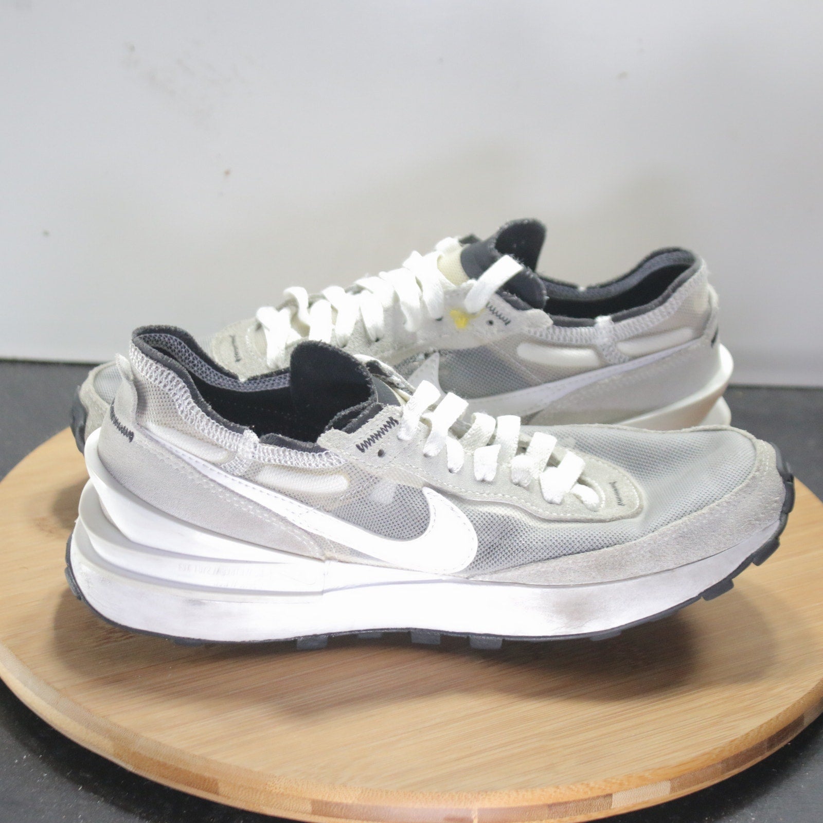 Nike Waffle One Low Sz 7.5 Womens 008570 Summit Gray White Running Sneakers