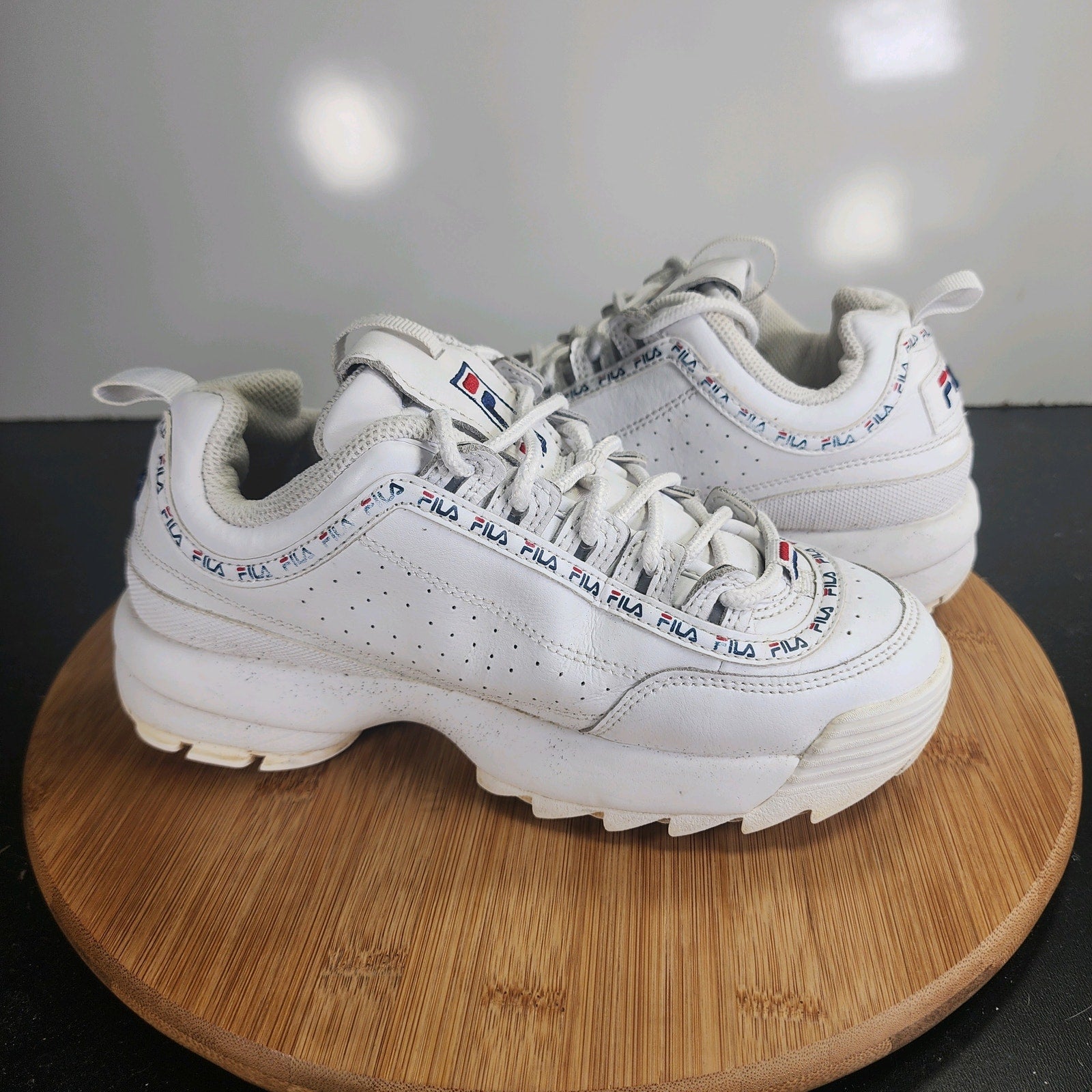 Sz 4.5Youth Fit 6Womens FILA Disruptor II 009871 White Leather Athletic Sneakers