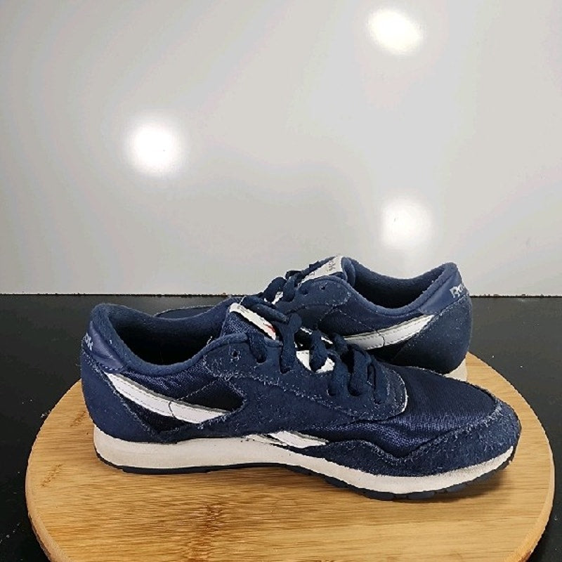 Reebok Classic Nylon Low Sz 6 Youth=7.5Womens 008909 Navy Blue Running Sneakers