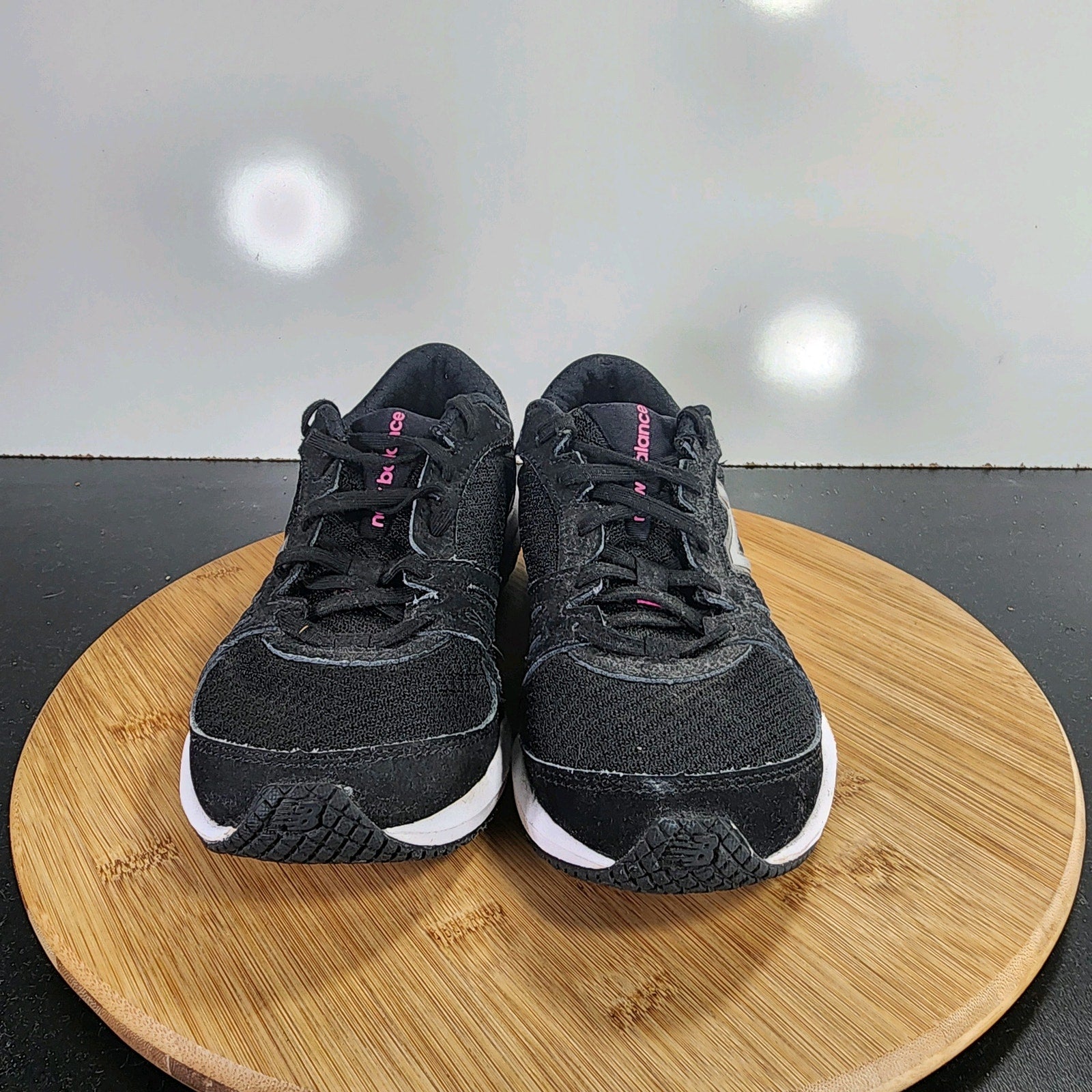 New Balance 577v3 Low Cush Low Sz 6Womens 009382 Black Running Training Sneakers