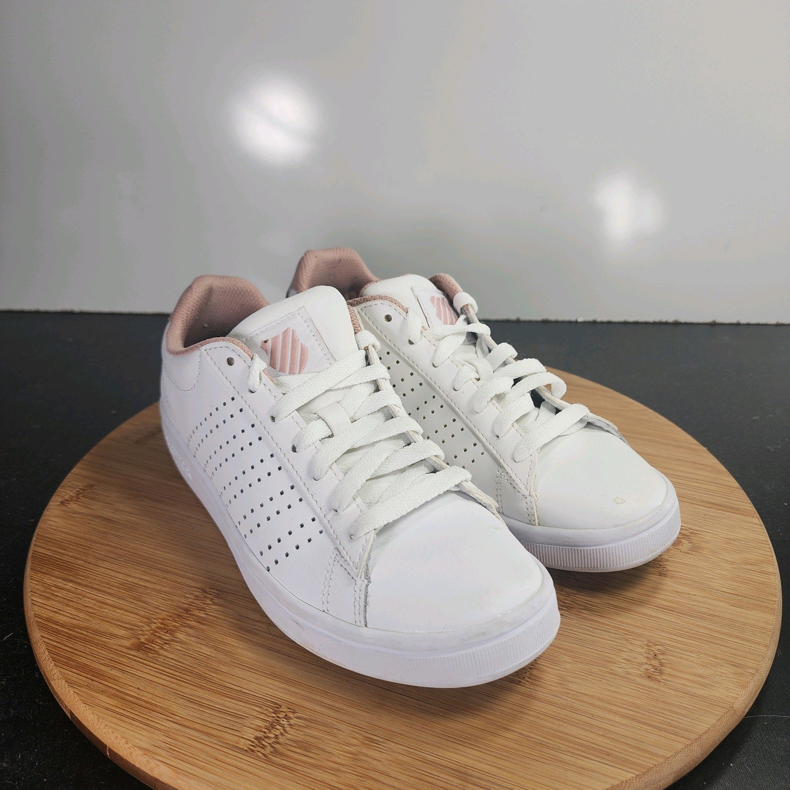 Women's K-Swiss Court Low Sz 6 010026 White Leather Casual Tennis Sneakers Shoes