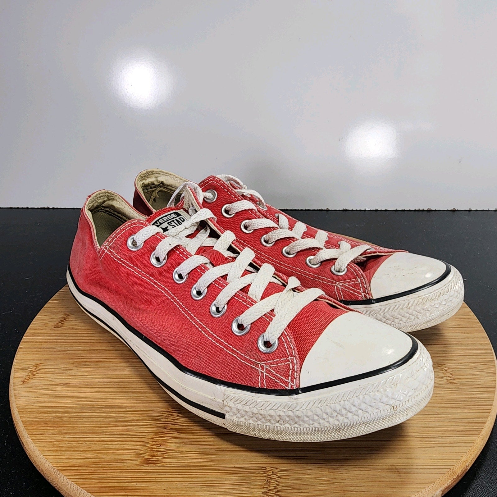 Converse Chuck Taylor All Star Low Sz 10 Mens 009353 Red White Casual Sneakers