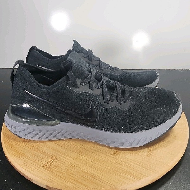 Nike Epic React Flyknit 2 Low Sz 11Womens 009076 Black Running Trainers Sneakers