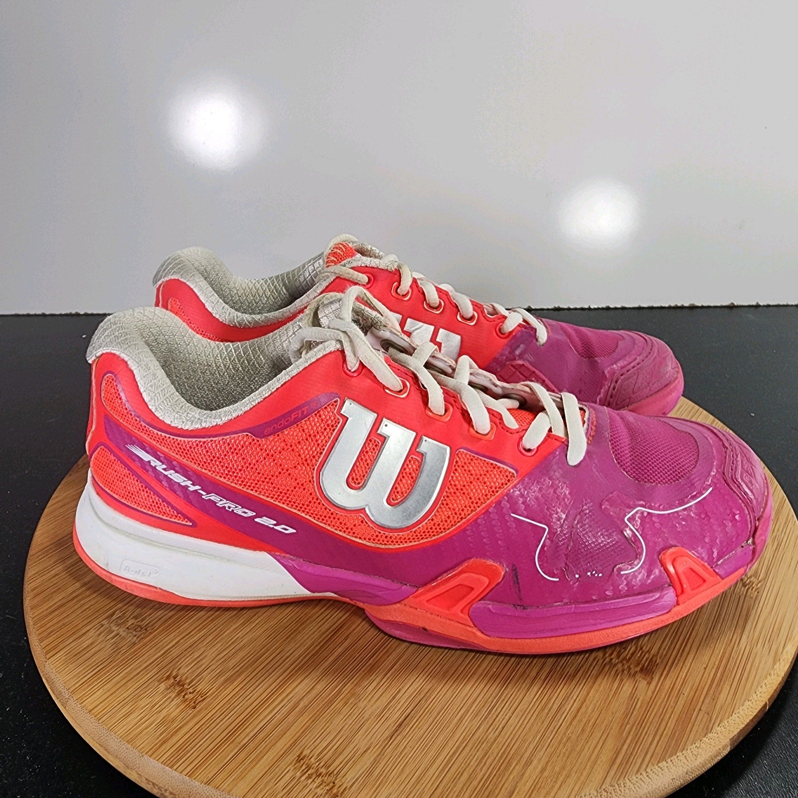 Wilson Rush Pro 2.0 Low Sz 8 Womens 009486 Red Pink Mesh Tennis Sneakers