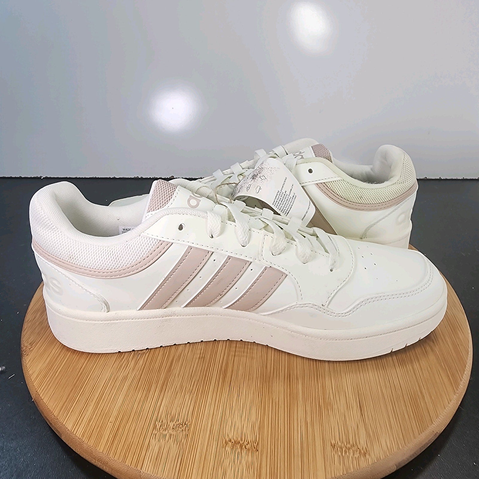 Women's adidas Hoops 3.0 Low Sz 9.5 010337 White Leather Running Casual Sneakers