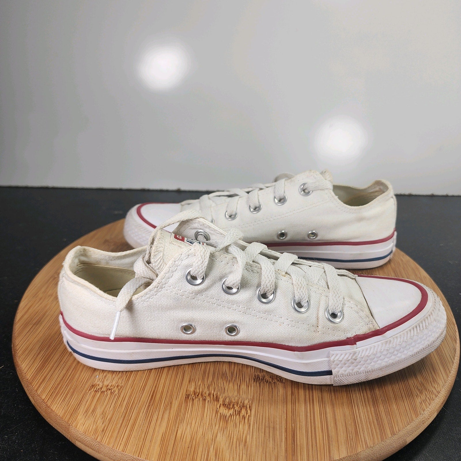 Women's Converse Chuck Taylor All Star Sz 6 010164 White Canvas Casual Sneakers