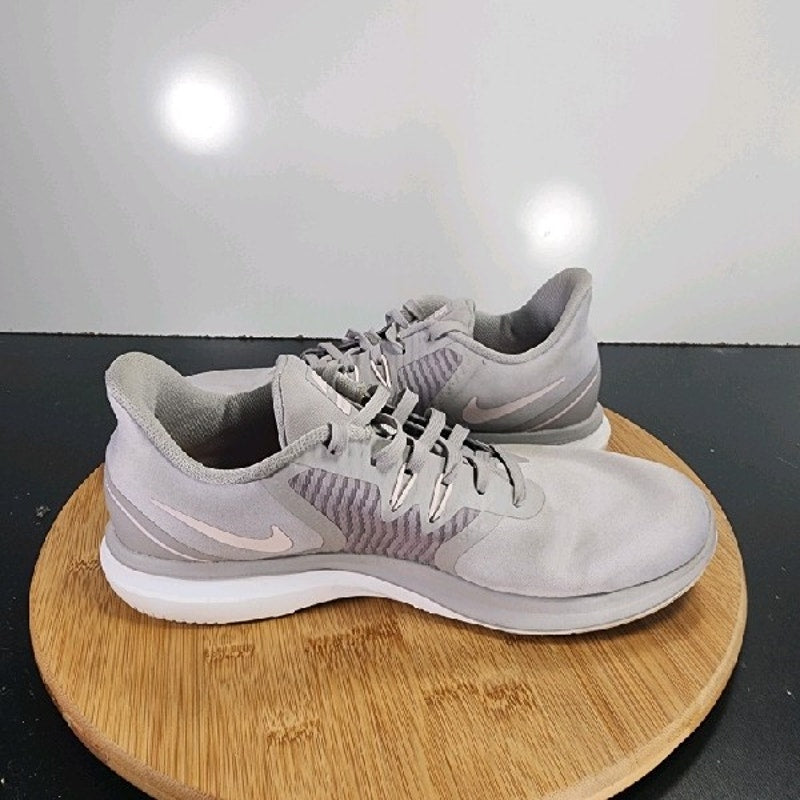 Nike In-Season TR 8 Low Sz 8 Womens 009028 Gray White Running Trainers Sneakers