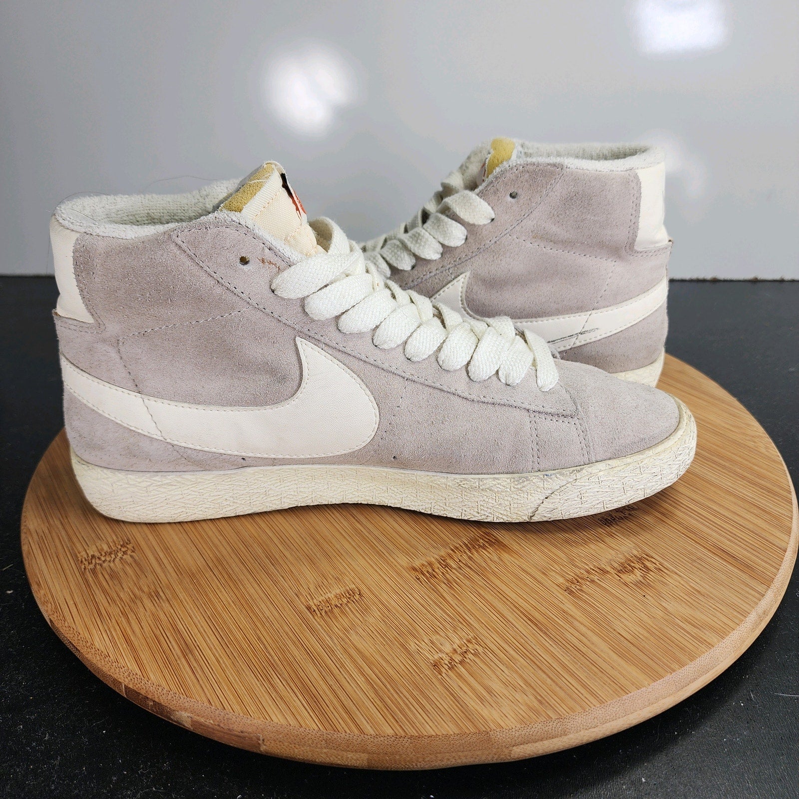 Womens Nike Blazer Mid Sz 7.5 009910 Gray White Suede Casual Sneakers Shoes