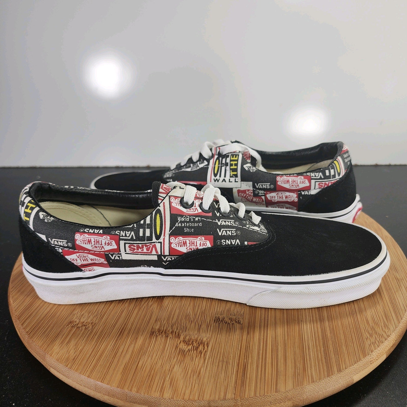 VANS Classic Low Sz 9.5 Womens 009477 Black Canvas Skateboarding Sneakers Shoes