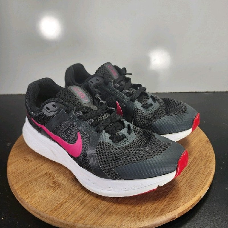 Nike Run Swift Sz 9.5 Womens 009010 Black Pink Running Trainers Sneakers Shoes