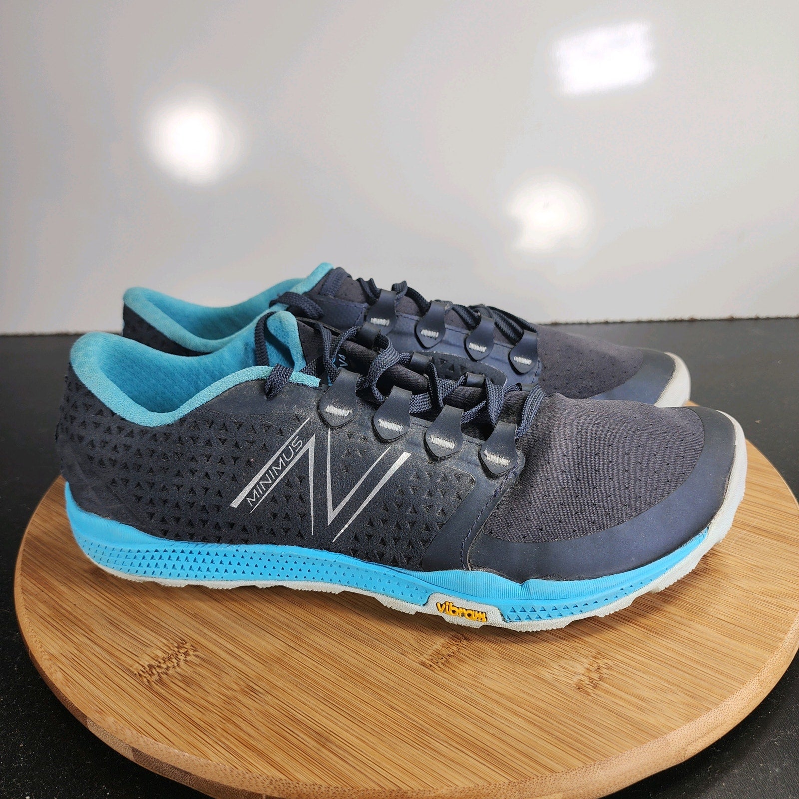 New Balance Minimus Low Sz 9.5 Womens 009584 Blue Mesh Trail Running Sneakers