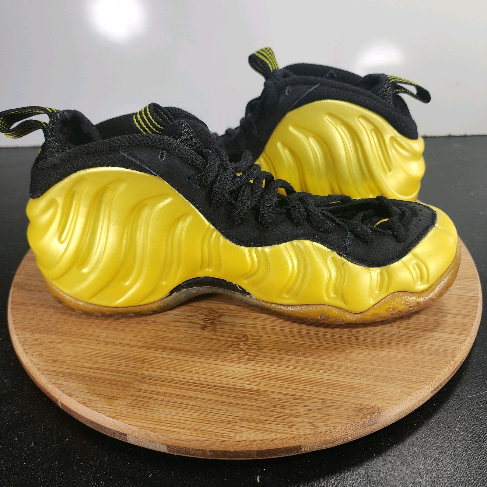 Sz 6.5 Youth Fit 7.5 Womens Nike Air Foamposite 009813 Gold Basketball Sneakers